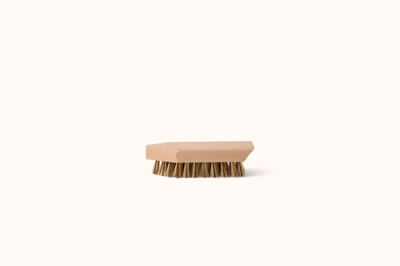 EARTH &amp; NEST SHOE BRUSH