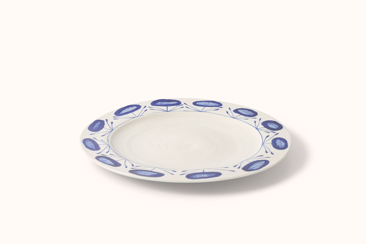 MG BY HAND ROUND PLATTER - POPPY