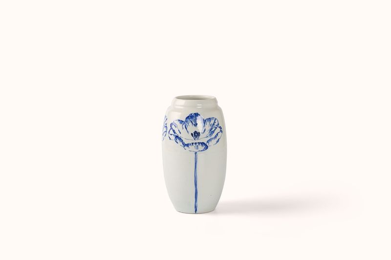 MG BY HAND LARGE VASE - TULIP
