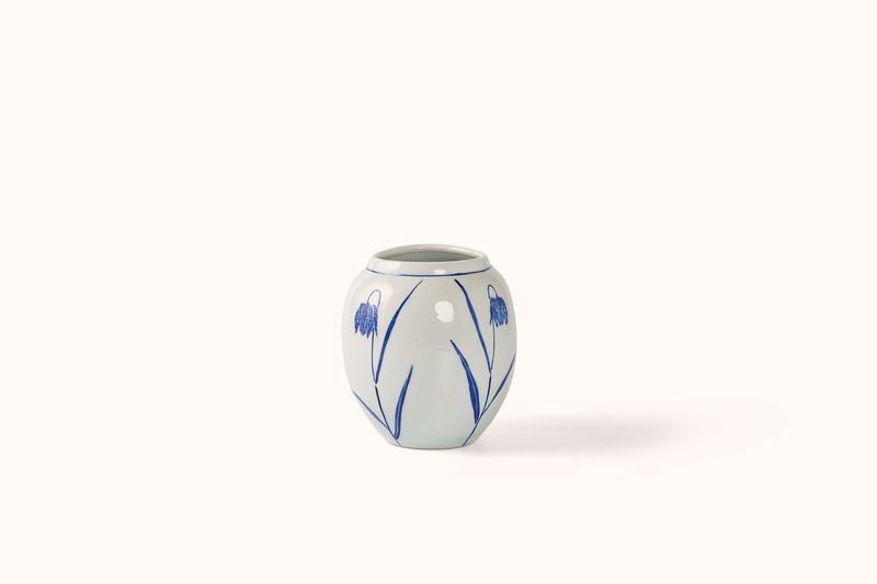 MG BY HAND ROUND VASE - FRITILLARIA MELEAGRIS