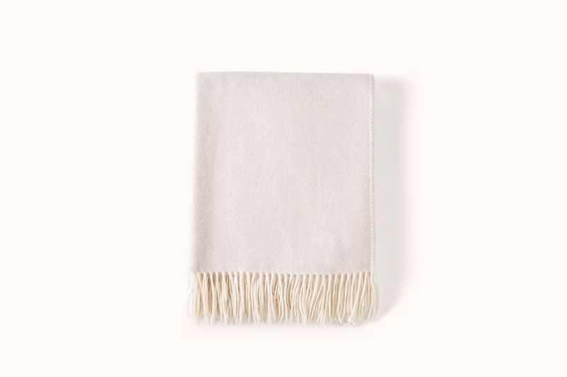 ALONPI ECRU AND PEARL DOUBLE-FACE CASHMERE THROW
