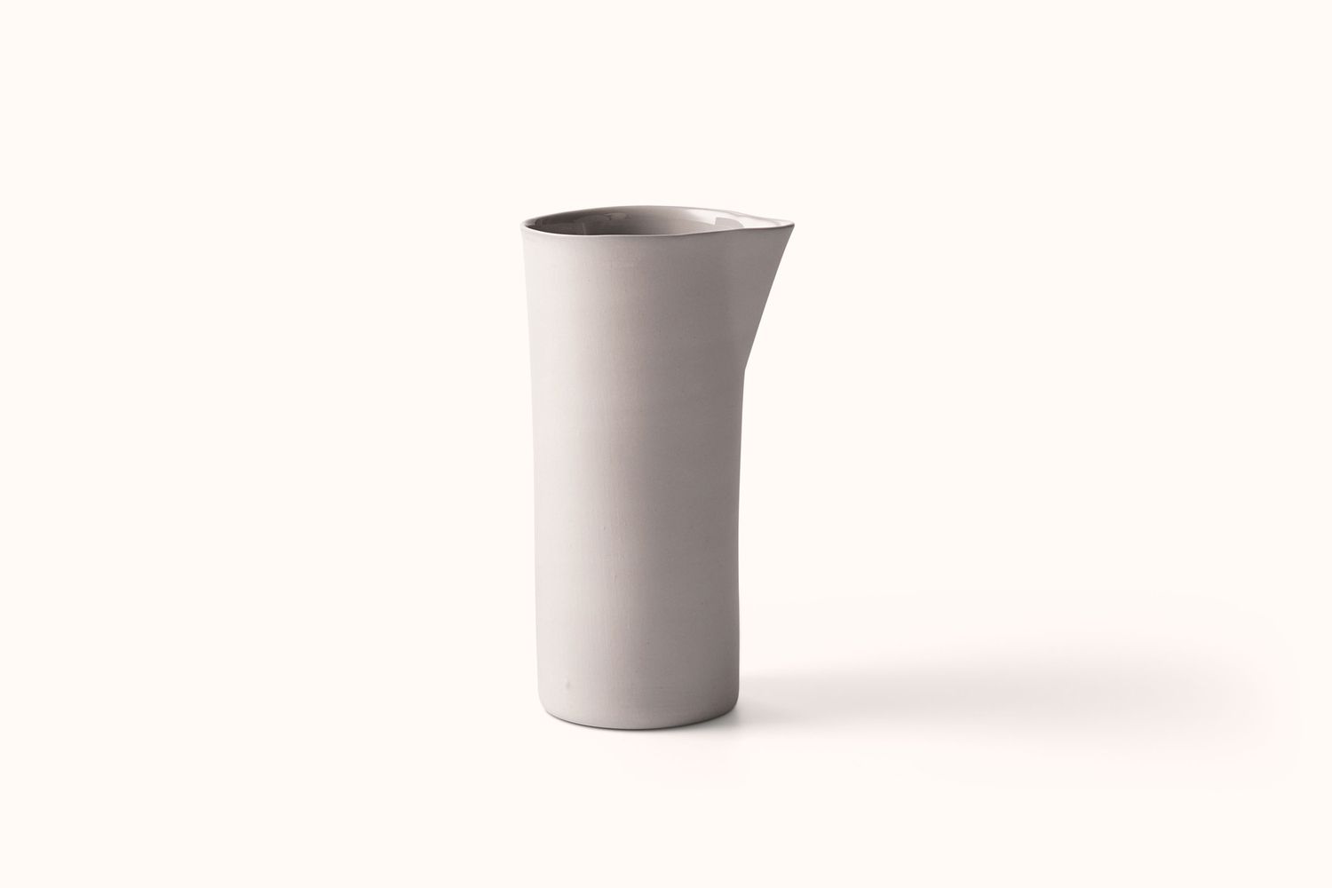MUD CARAFE MEDIUM, Colour: ASH