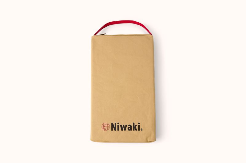 NIWAKI TAN CANVAS KNEELER