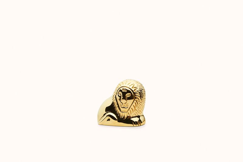 SKULTANA X LISA LARSON LYING LION