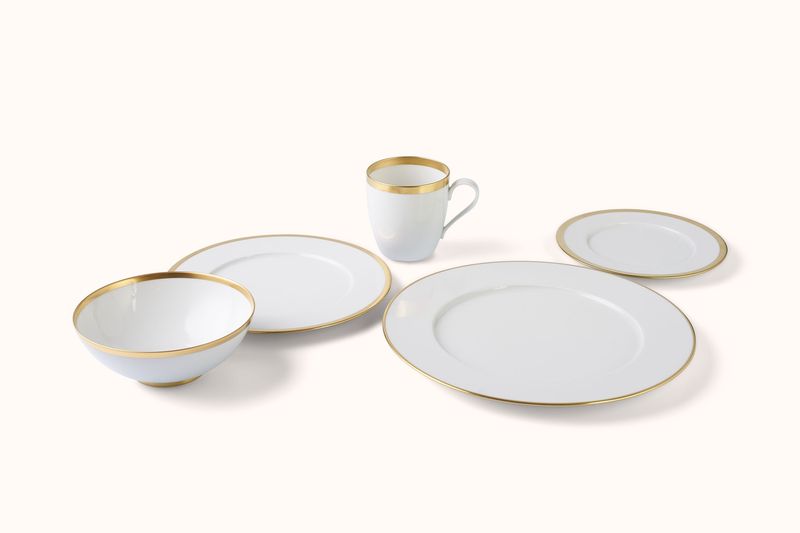 FURSTENBURG PORCELAIN TREASURE GOLD DINNERWARE