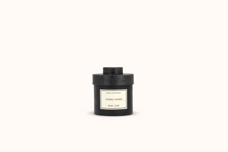 MAD ET LEN WHITE WAX TERRE NOIR BASIC PETITE CANDLE