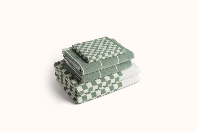 BAINA SAGE &amp; CHALK CHECKERBOARD TOWELS