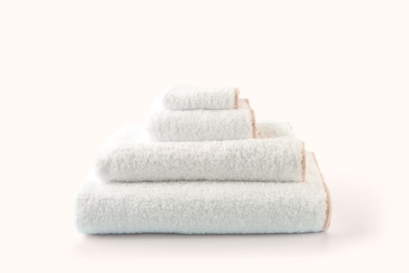 ABYSS &amp; HABIDECOR WHITE/PRIMROSE SUPER PILE TOWELS