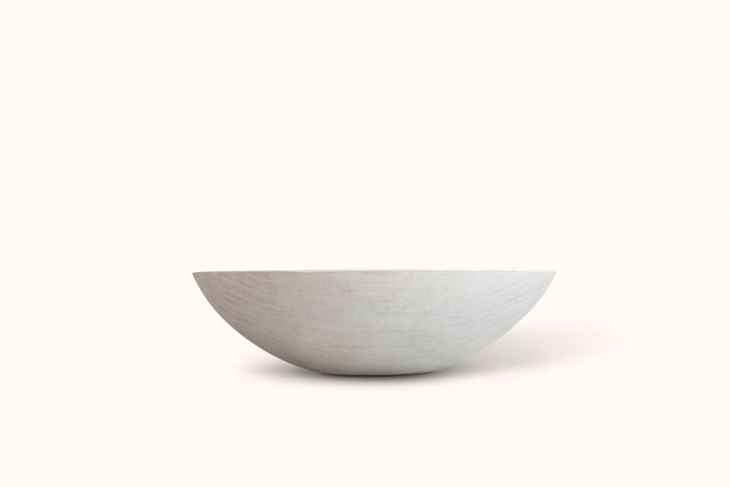 SPENCER PETERMAN 18" WHITE PEARL OAK ROUND BOWL