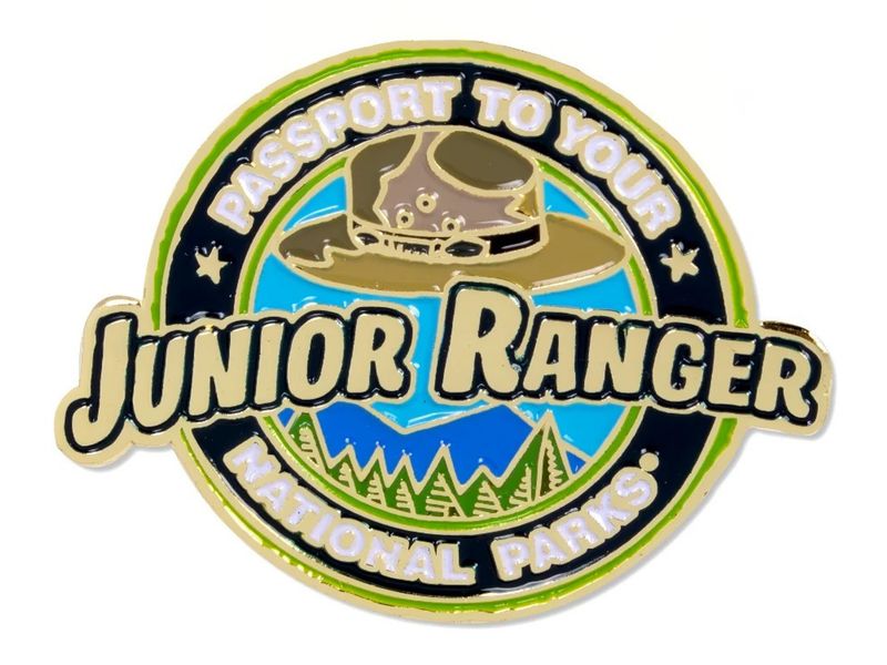 JUNIOR RANGER PASSPORT PIN