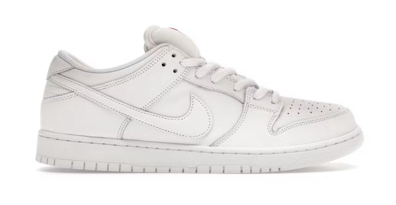 Nike SB Dunk Low Triple White