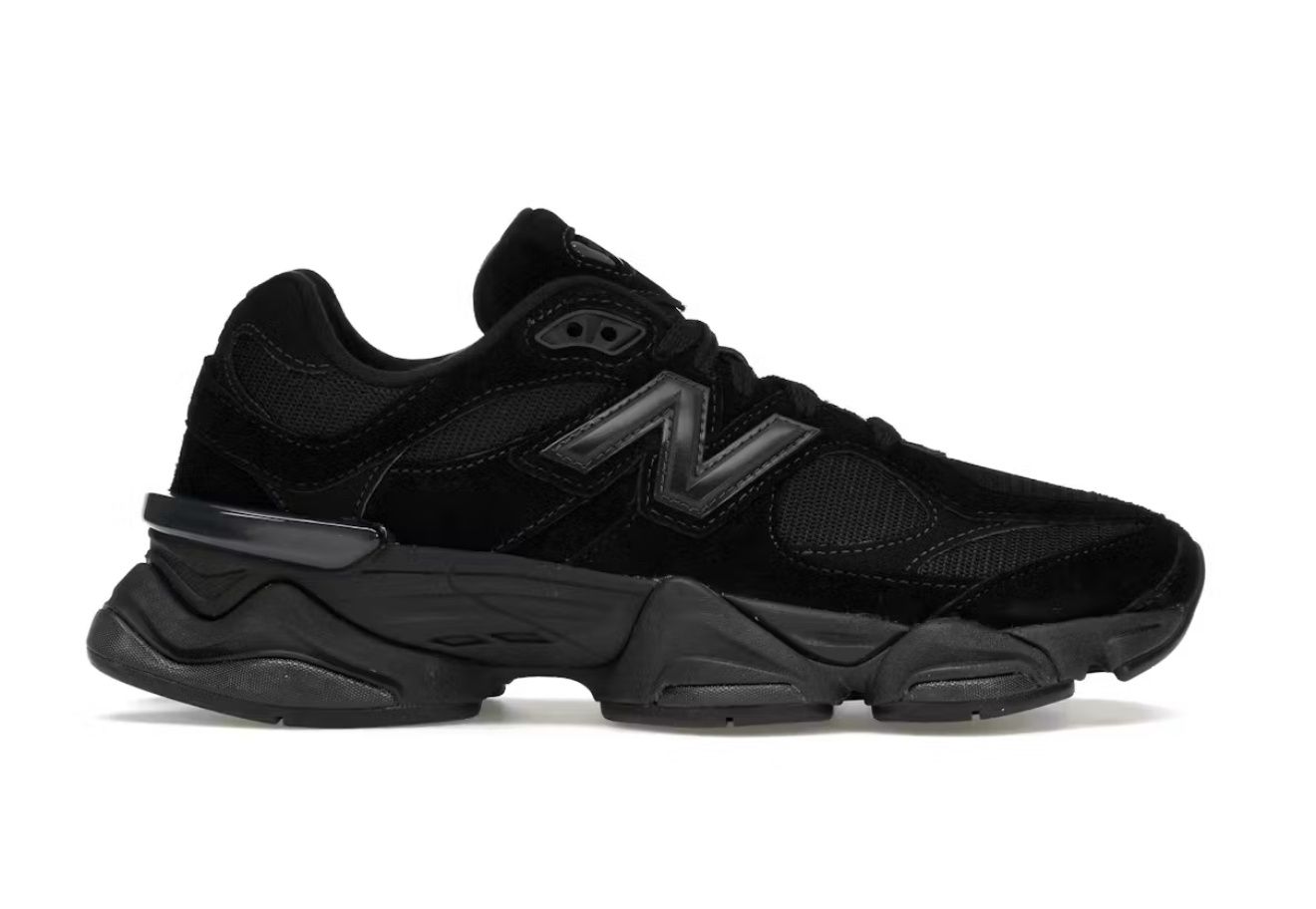 New Balance 9060 Triple Black