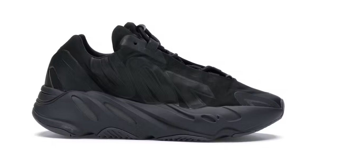 Yeezy 700  MVNN  Black
