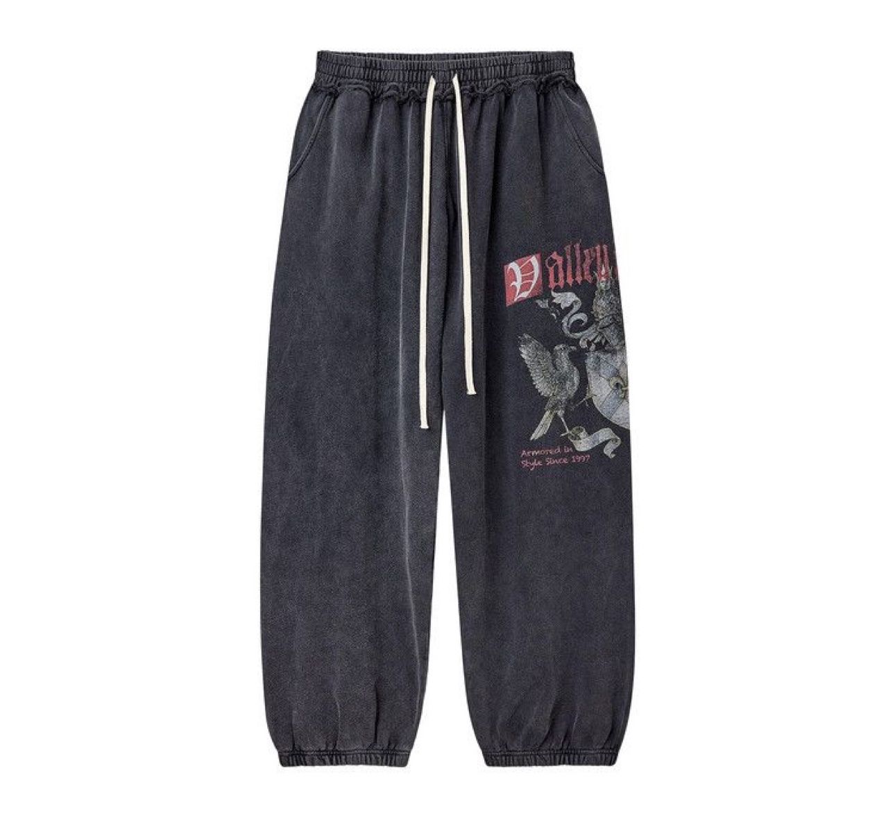 Vale Forever Crest Sweats Black