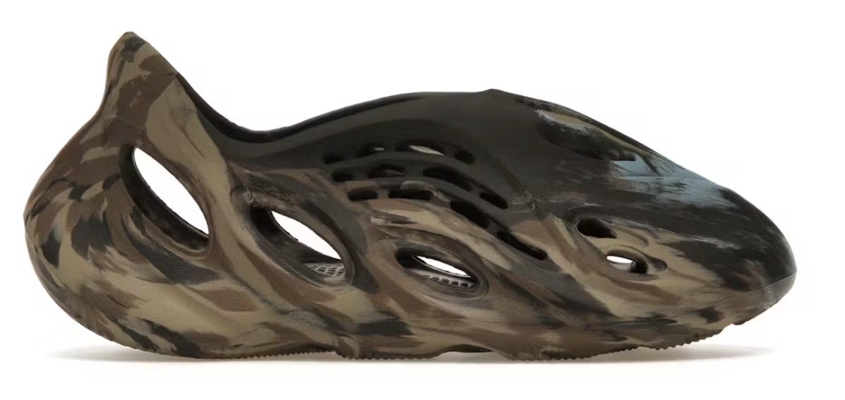 Yeezy Foam RNR MX Cinder