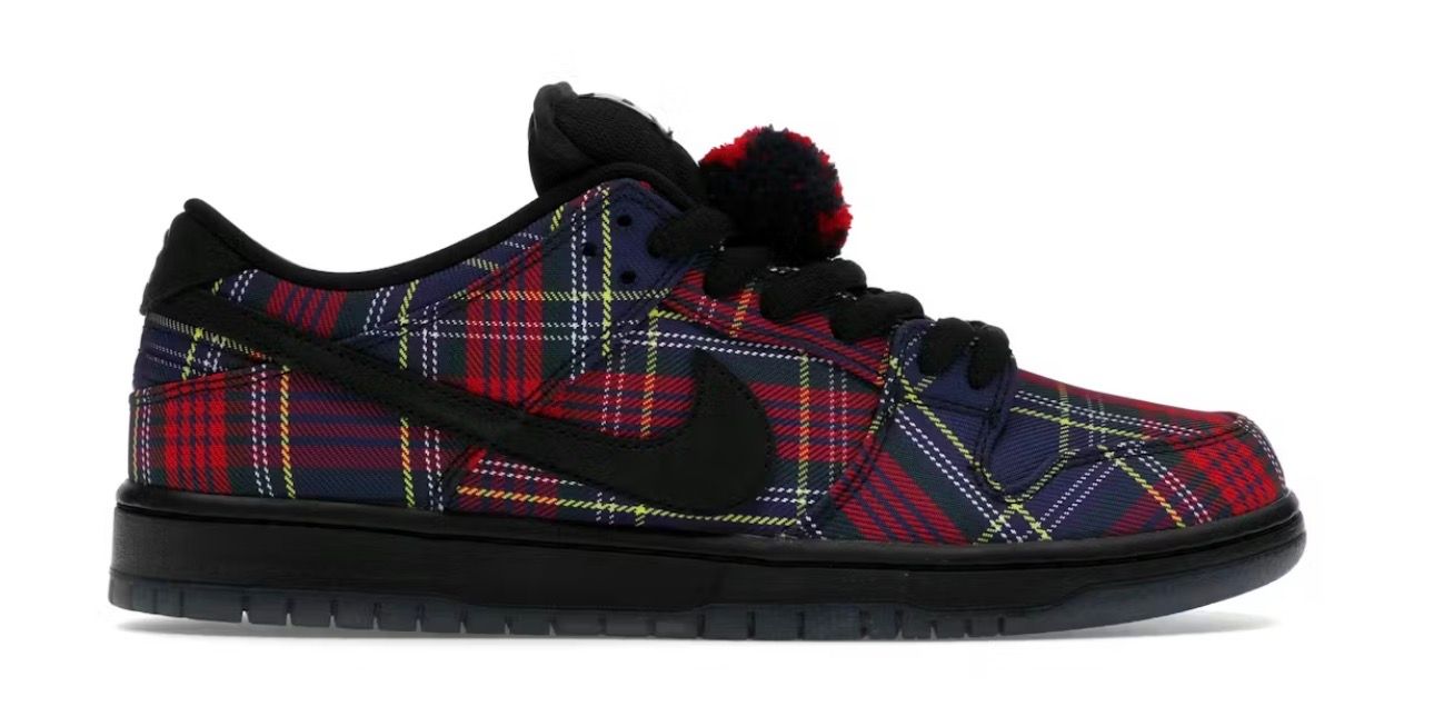 Nike SB Dunk Low Nardwar
