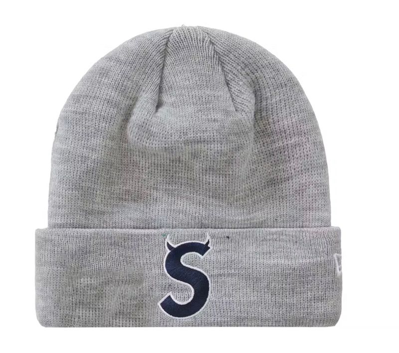 Supreme New Era Devil S Logo Beanie (Grey)