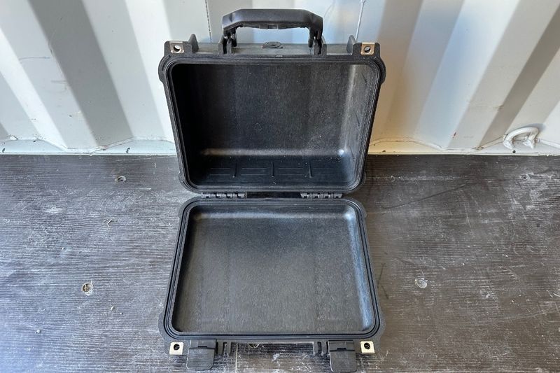 PELICAN 1400 PROTECTOR CASE (BLACK) - NEW SURPLUS