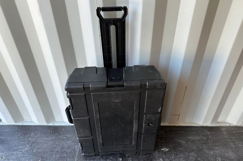 UN-CA-BL-100 - CASE, 24&quot;, BLACK, NEW SURPLUS, SOLD PER EACH