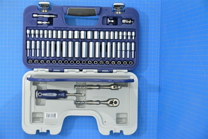 1/4&quot; Drive Socket Set, 6-Point, SAE &amp; Metric, Rugged Case System, 67 Pieces — Williams Industrial Tools (JHW50602B)