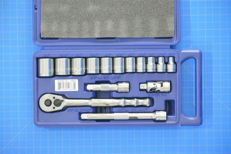 15-Piece 3/8&quot; Drive Socket and Drive Tool Set, 6-Point, Compact Case, SAE — Williams Industrial Tools (JHW50663)