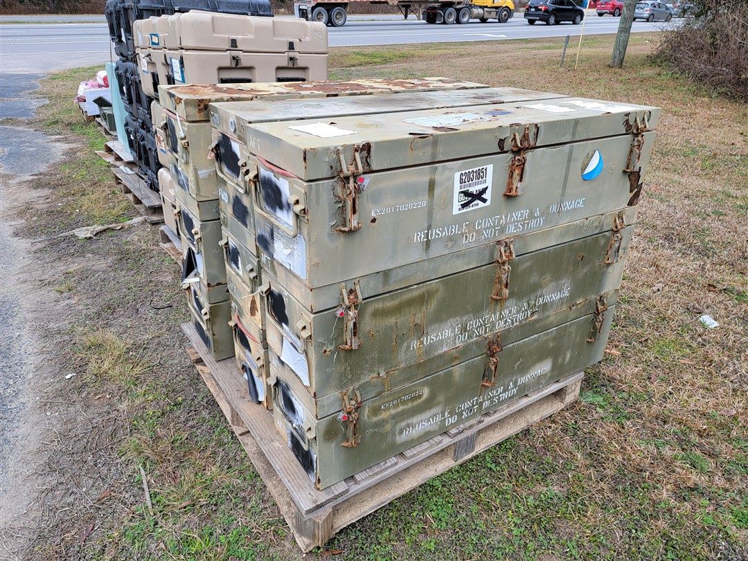 Military Aerospace-Grade CNU-317/E Steel Transport &amp; Storage Container — NSN 8140-01-077-7337