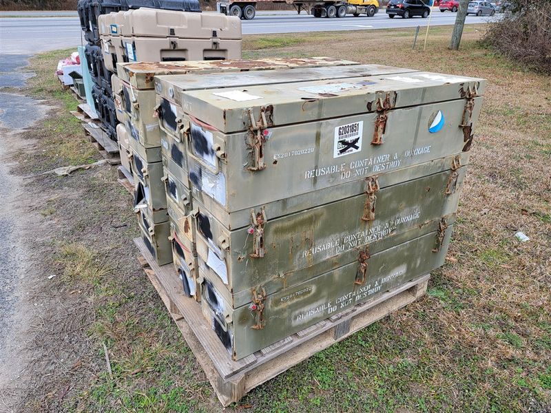 Military Aerospace-Grade CNU-317/E Steel Transport &amp; Storage Container — NSN 8140-01-077-7337