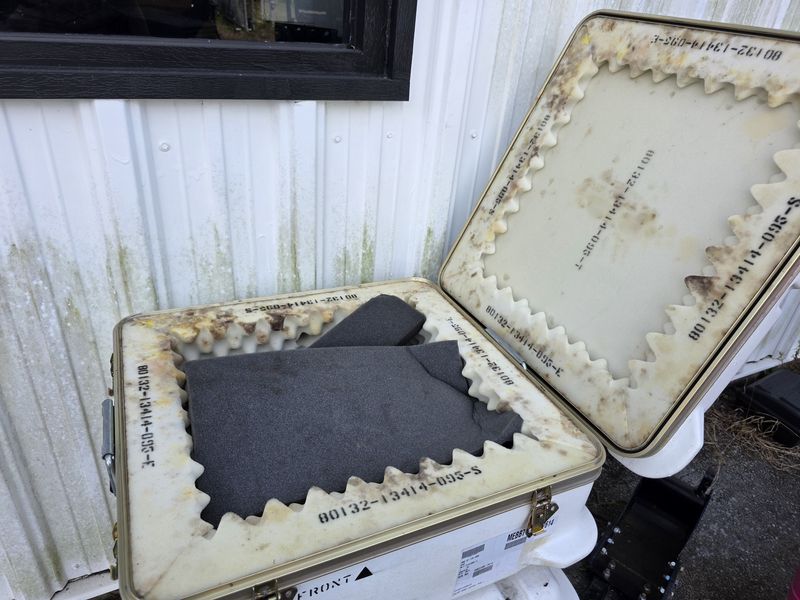 Military Thermodyne Hard Transit Case – NSN 8145-01-014-3289 Heavy-Duty Foam-Lined Shipping Container