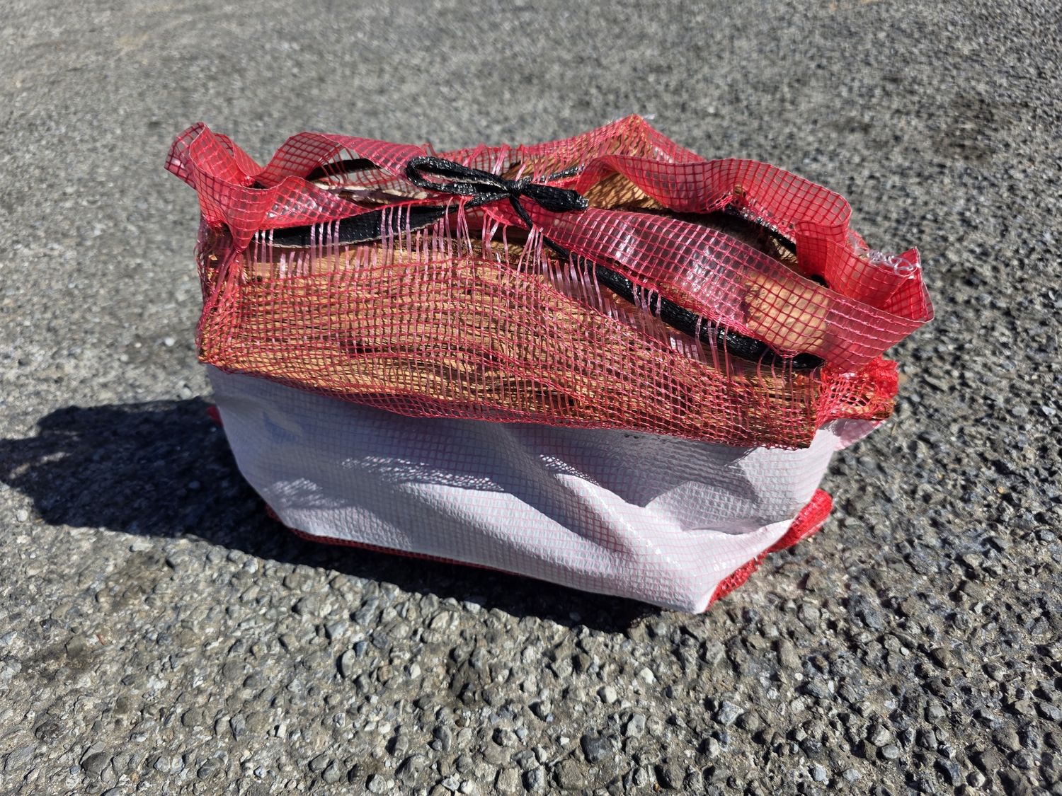 Bundle of Local Firewood – Mossy Head Florida Sourced Campfire Wood