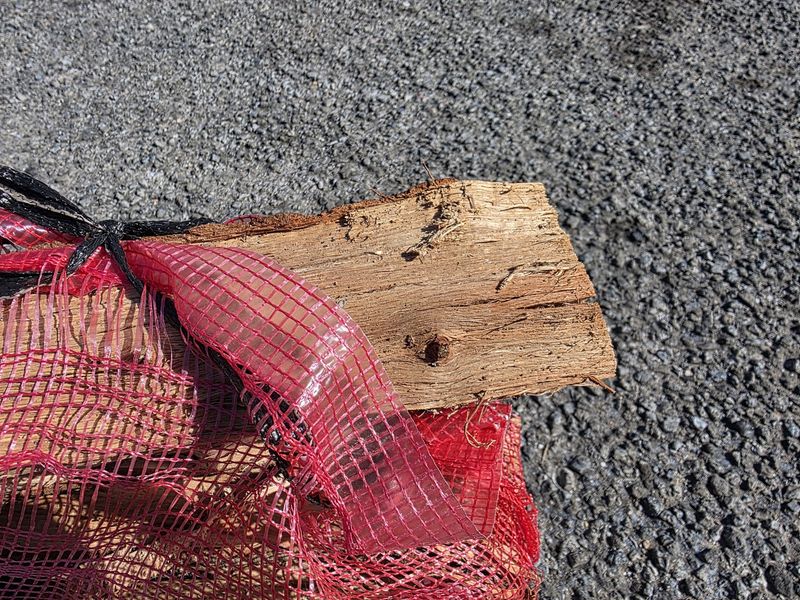 Bundle of Local Firewood – Mossy Head Florida Sourced Campfire Wood