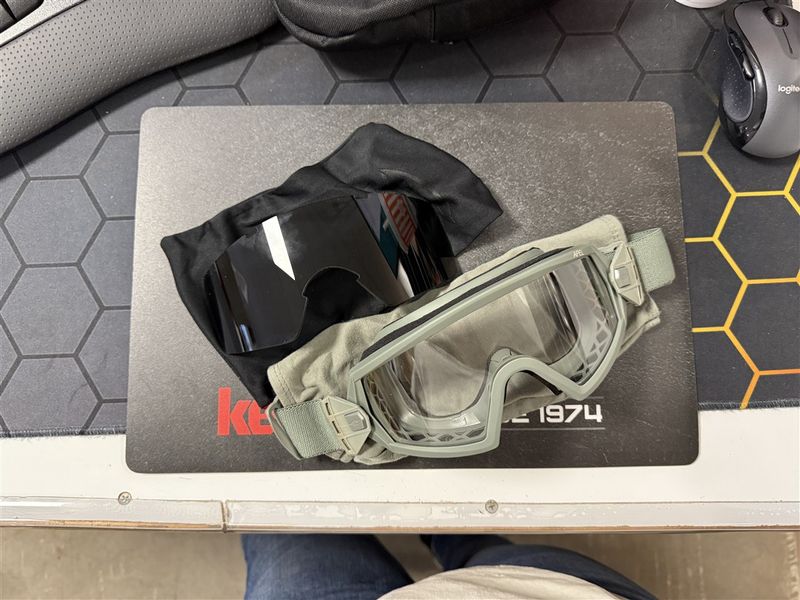 SMITH APEL Protective Safety Goggles – Green Frame with Clear &amp; Tinted Lenses + Case