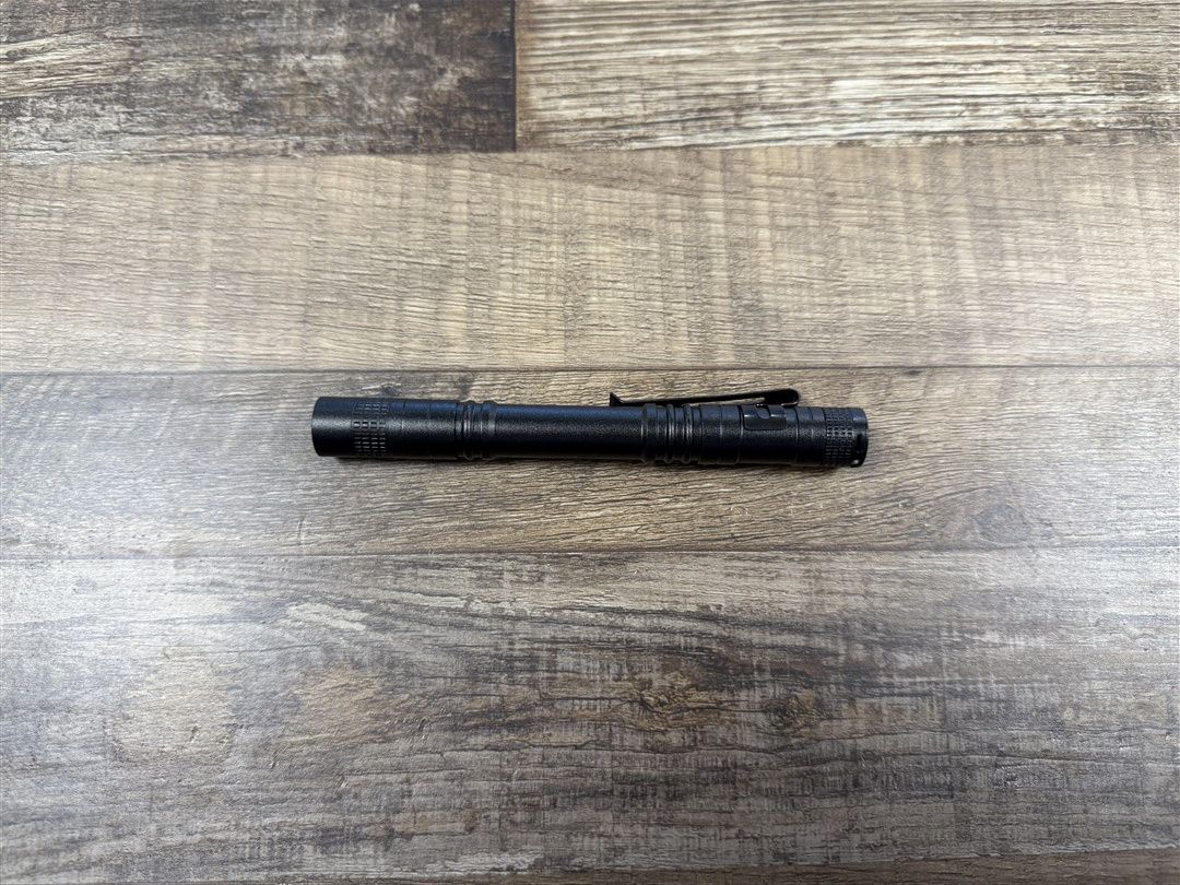 PD-MFL-B01 - MINI FLASH LIGHT LED BLACK, NEW, SOLD PER EACH