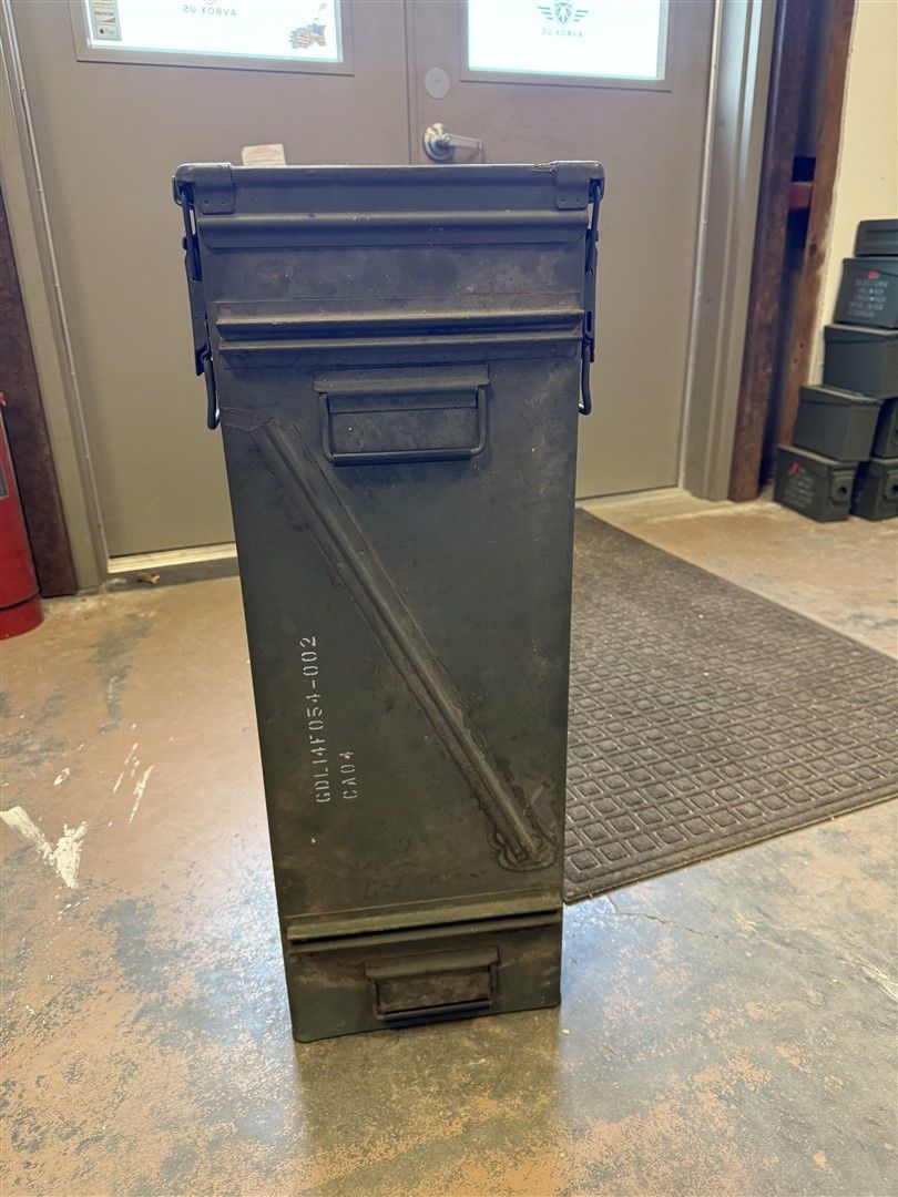 U.S. Military 81mm Mortar Ammo Can – Heavy-Duty Steel Ordnance Storage Case