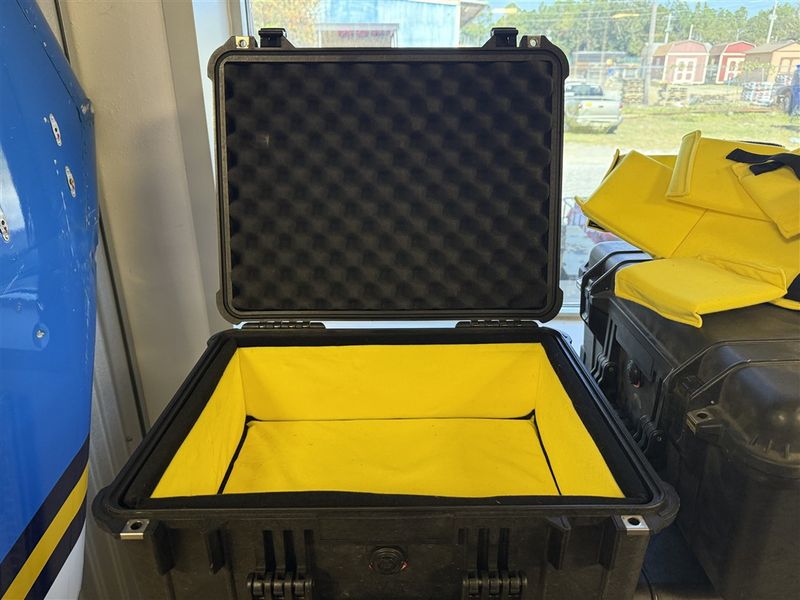 PE-CAF-BL-1550 - PELICAN PROTECTOR SERIES MODEL 1550 WITH FOAM AND PADDED INSERTS, NEW, SOLD PER EACH