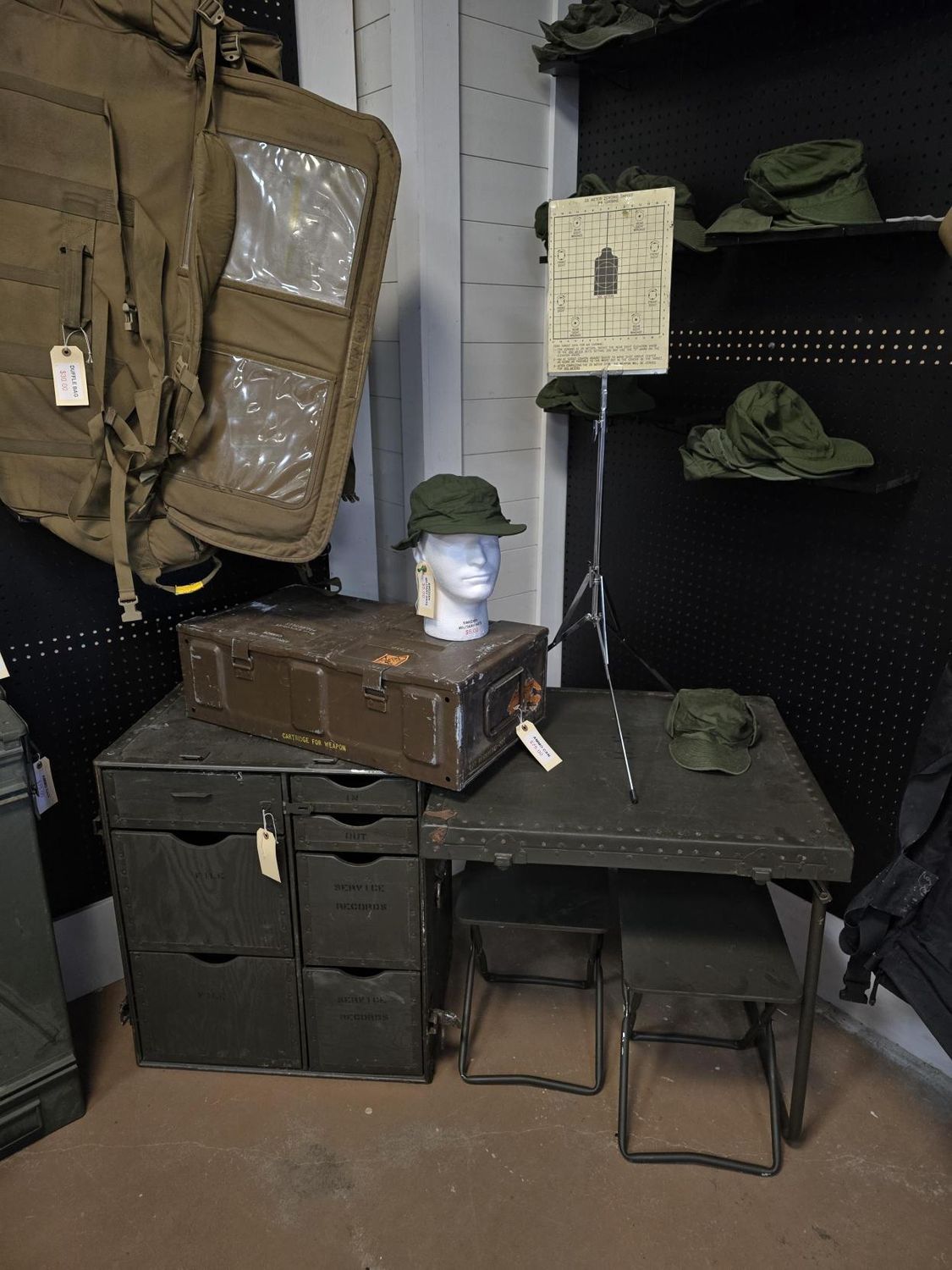 US MILITARY OFFICERS FIELD DESK - HEADQUARTERS TABLE TRUNK