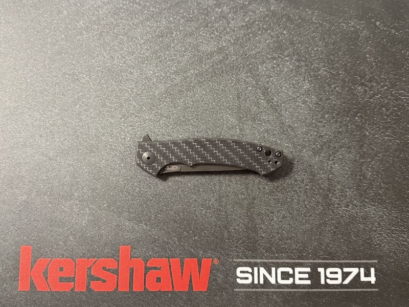 MODEL 0450CF, CARBON FIBER FLIPPER, DESIGNED BY DMITRY SINKEVICH