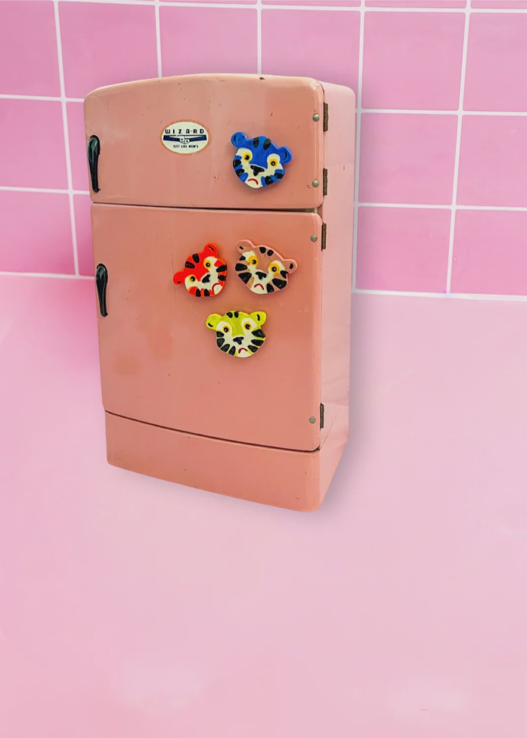 Cartoony Tiger Magnet