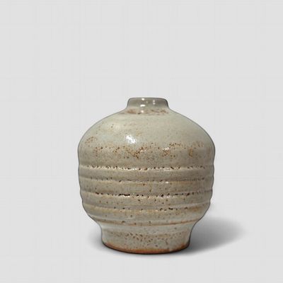 FL White Vase