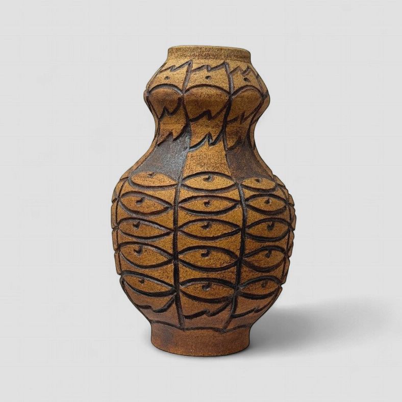 Eye Vase
