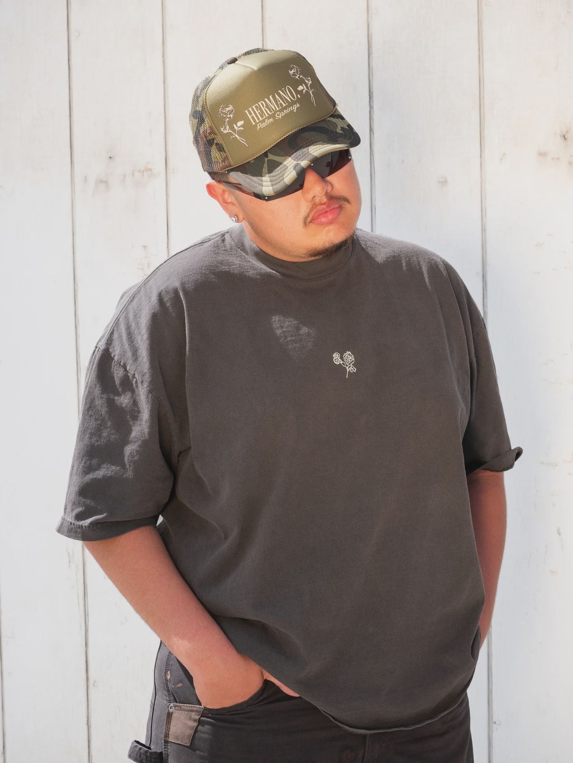 OG Flower Logo Tee - black