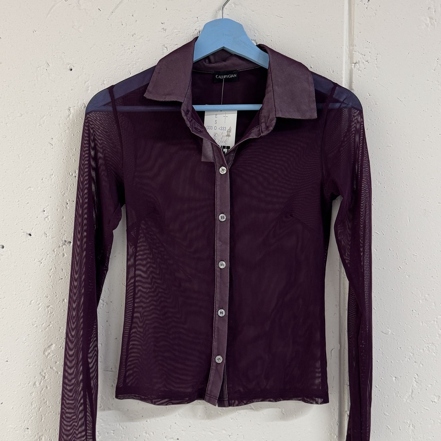 callipygian plum mesh