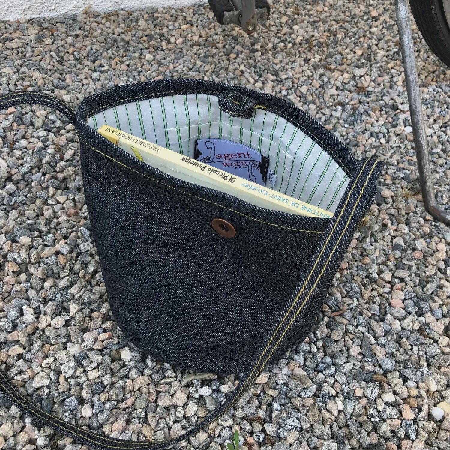 bucket bag