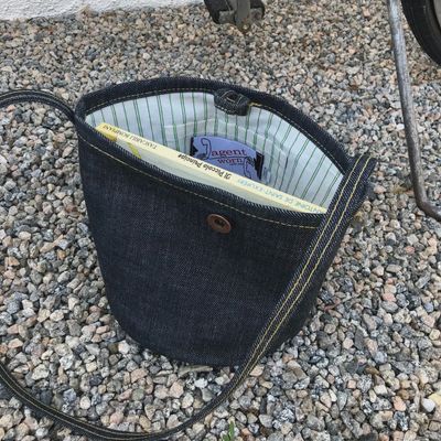 bucket bag