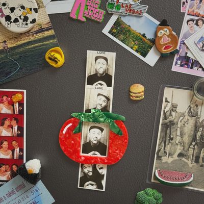 Tomato Magnetic Photo Frame