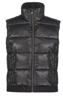 38489 SAIVAARA VESTWarm insulation. Elastic hem.