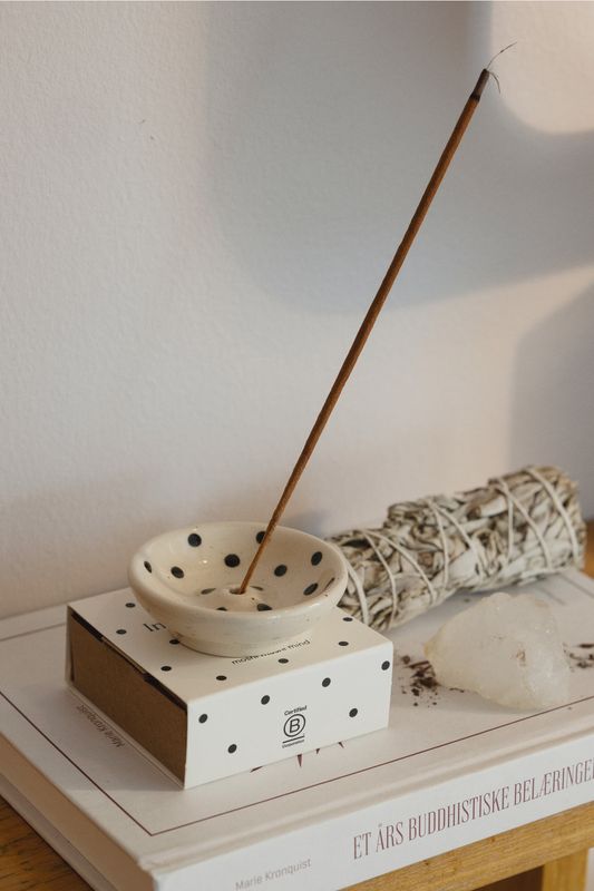 Signature insence holder