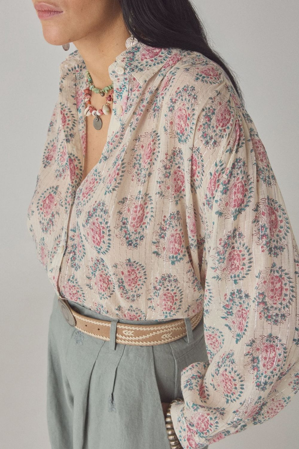 Mary shirt dusty