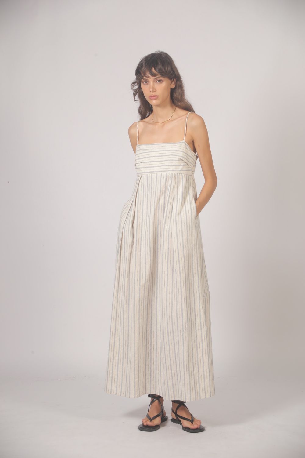 Lange jurk The Korner - cream met streepjes