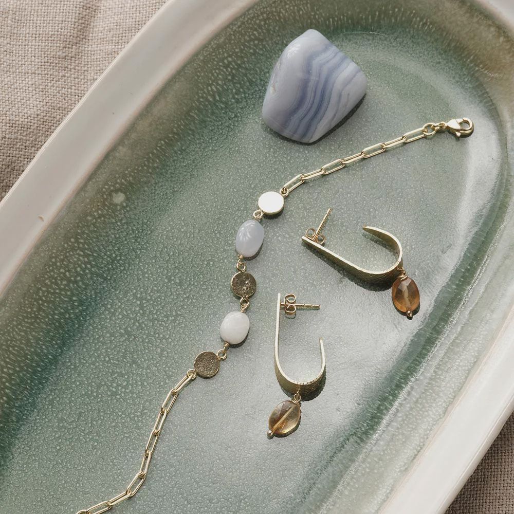 Aesthetic -  blauwe agaat maansteen armband