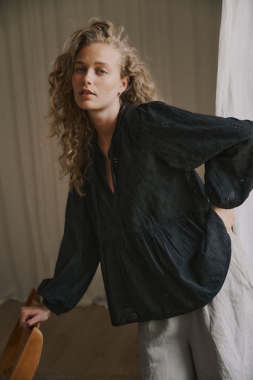 Melody longsleeve blouse - black